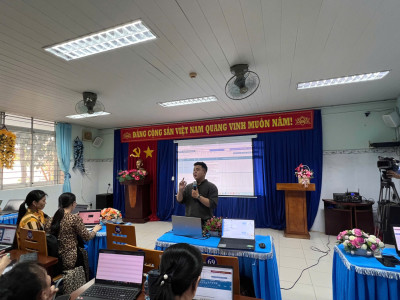 CĐCS TRƯỜNG TIỂU HỌC HÒA PHÚ TỔ CHỨC "HỘI NGHỊ TRIỂN KHAI TẬP HUẤN, BỒI DƯỠNG NGHIỆP VỤ CHO CÔNG ĐOÀN VIÊN TRƯỜNG TIỂU HỌC HÒA PHÚ NĂM 2025"