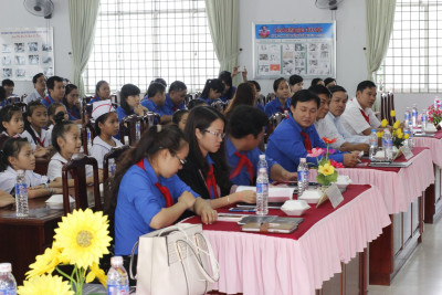 ĐẠI HỘI LIÊN ĐỘI TH HÒA PHÚ 2015 - 2016