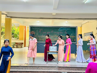TRƯỜNG TIỂU HỌC HÒA PHÚ TẬP HUẤN SỬ DỤNG ỨNG DỤNG eNetViet