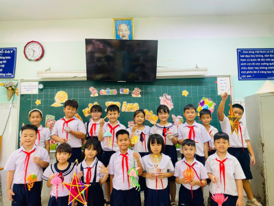 Trường Tiểu học Hòa Phú tổ chức họp mặt ngày Phụ nữ Việt Nam 20-10-2026