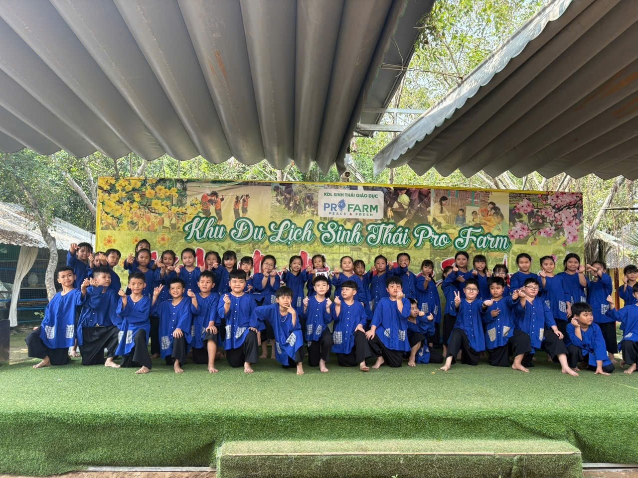 Chương trình tham quan học tập dành cho học sinh tại Di tích lịch sử Ngã ba Giồng - Nông trại Profarm